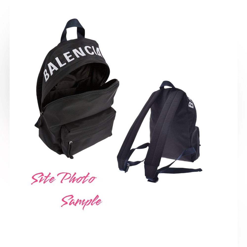 BALENCIAGA
Wheel Backpack size Small - Picture 2 of 9